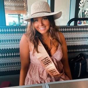 Meet your Posher, Laakea